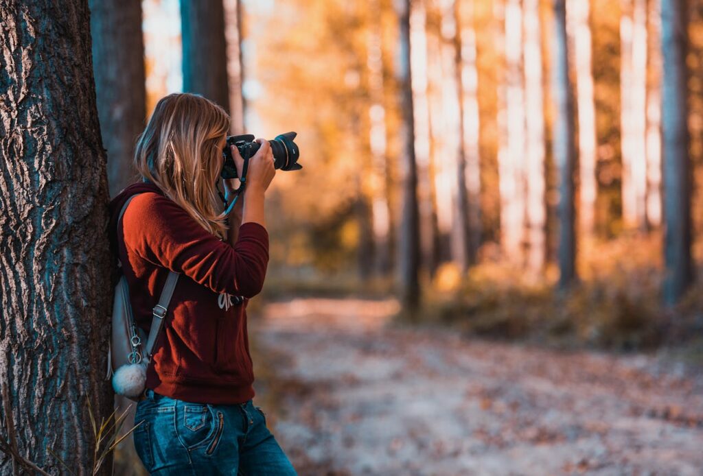How to Pose People Who Are Not Models for Natural and Authentic Portraits